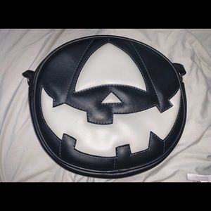 Love pain and stitches Cyclope crossbody